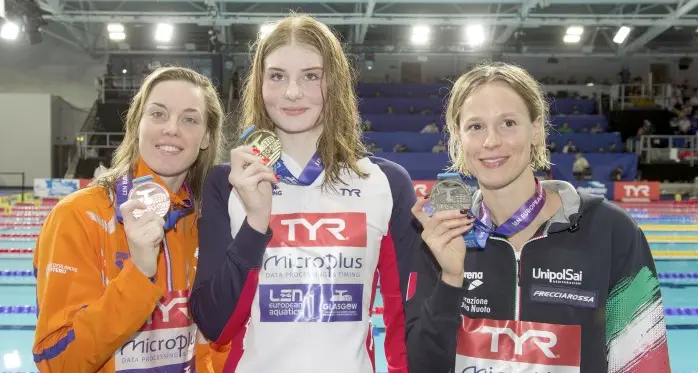 Nuoto: festa italiana Pellegrini d'argento nei 200 Carraro oro nei 100 rana