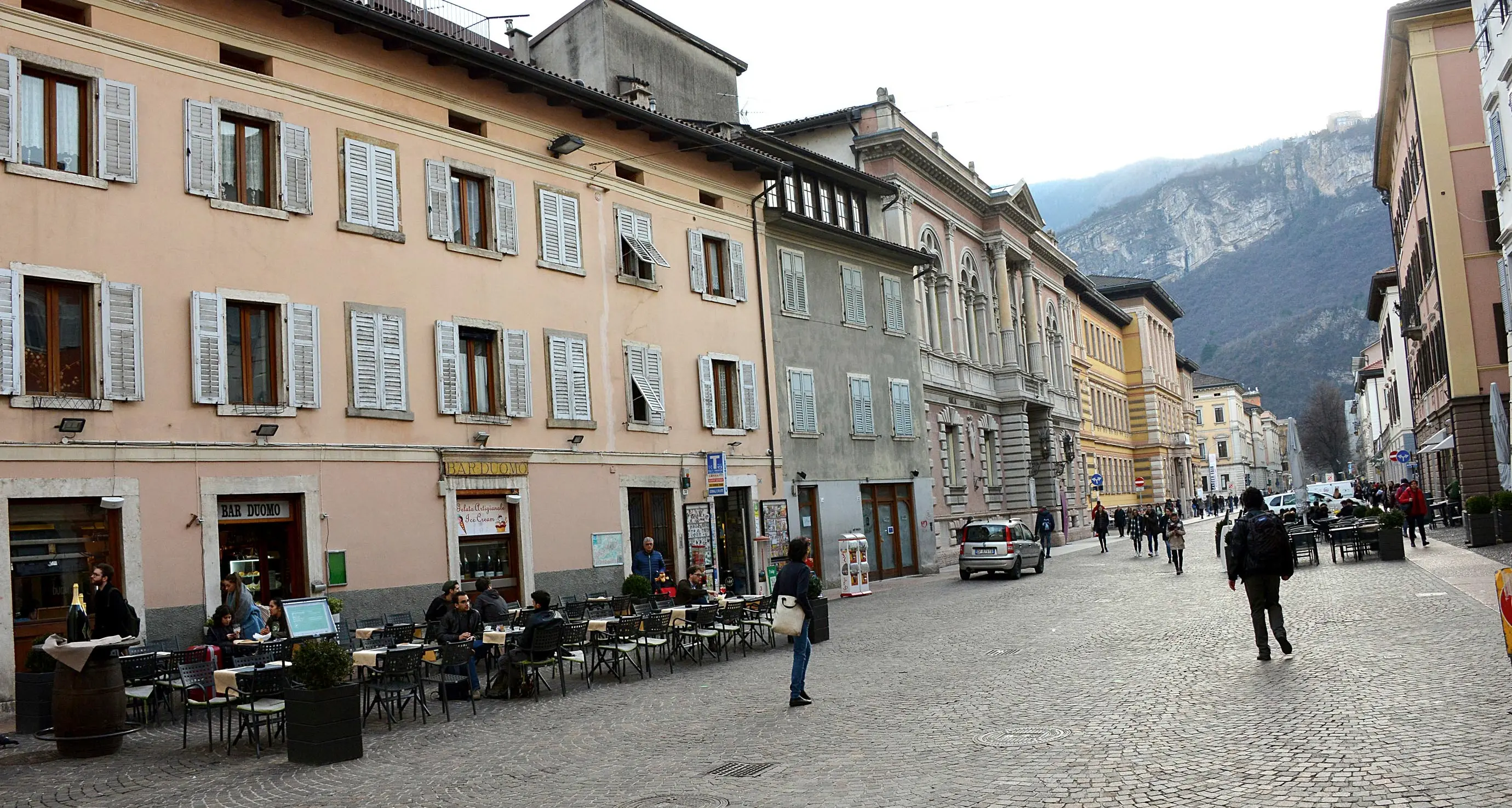Via Verdi e via Tommaso Gar senza luce dalle 15.30 alle 17.30 per lavori sui cavi della rete
