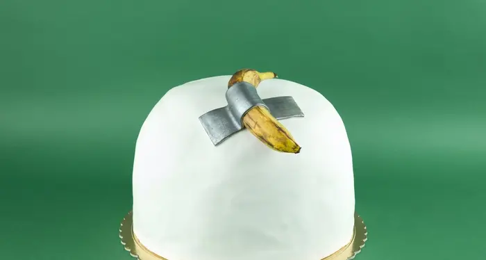 La banana di Cattelan diventa un panettone
