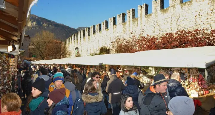 Mercatino: 1,5 milioni di turisti Visitatori da ben 54 paesi