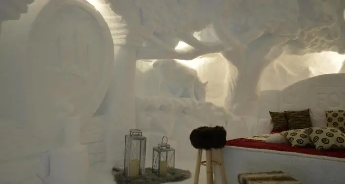 Igloo di lusso, stanze di ghiaccio sul Presena