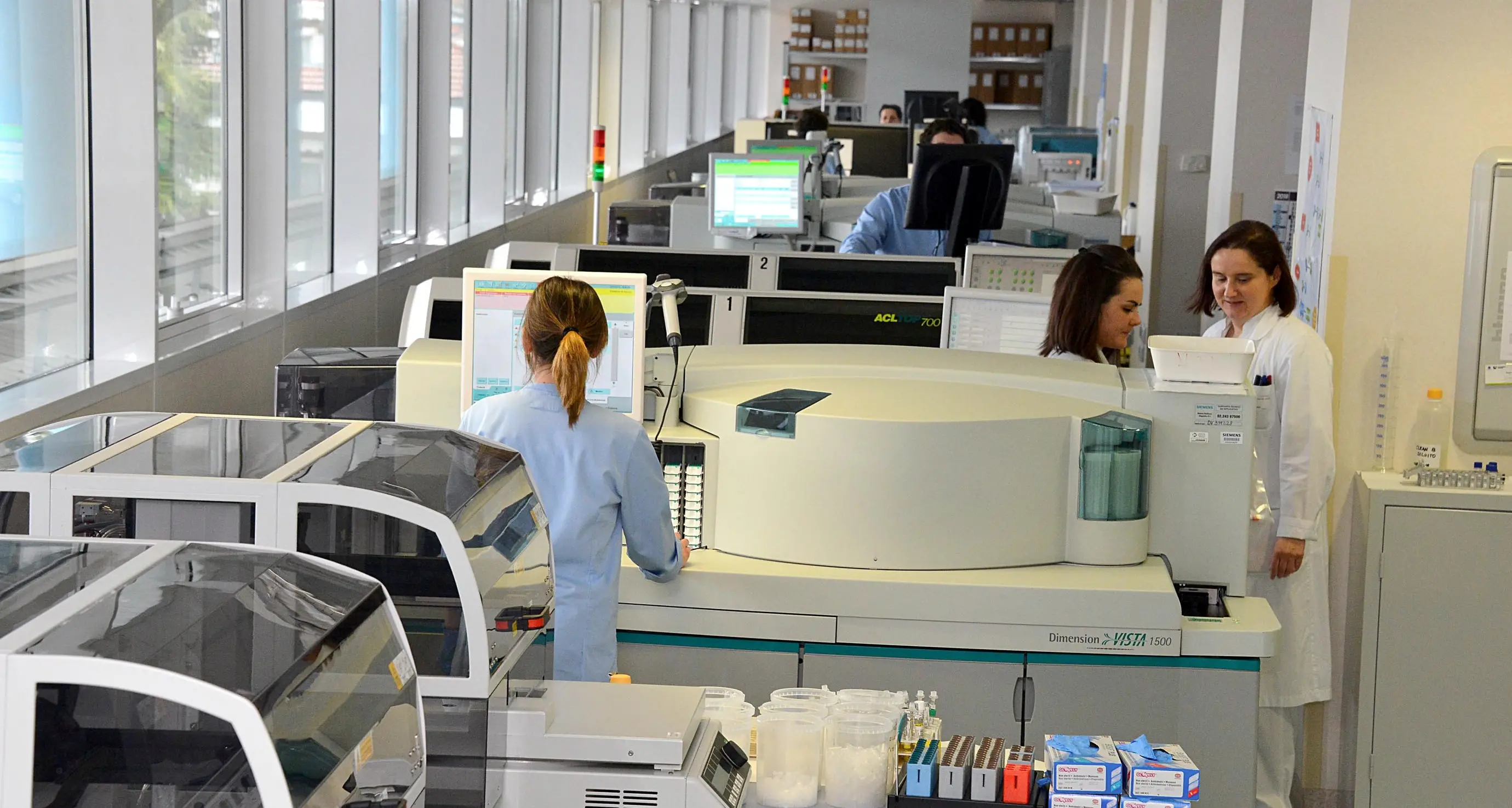 Medicina, la rivolta dei professori Più di 120 docenti contro Fugatti «Umilia l'Università di Trento»