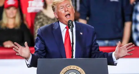 Trump, lo scoop del New York Times «Non paga le tasse da anni» ma lui replica: «fake news»