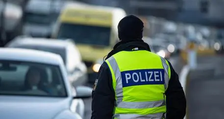 Prigioniero per due anni rinchiuso nell'armadio di un sospetto pedofilo