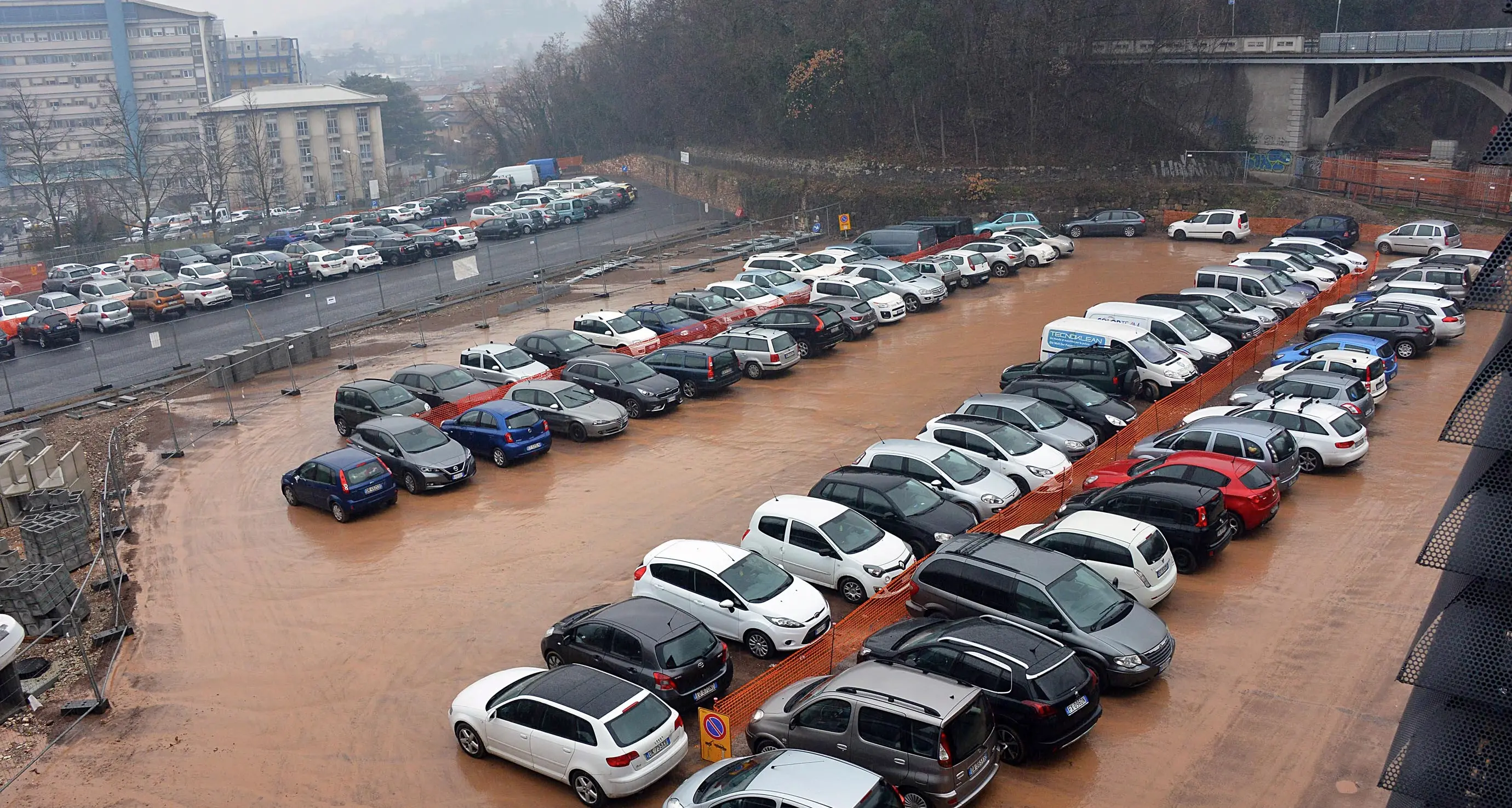 Santa Chiara, il nuovo parcheggio da 200 posti gratis fino al 6 gennaio