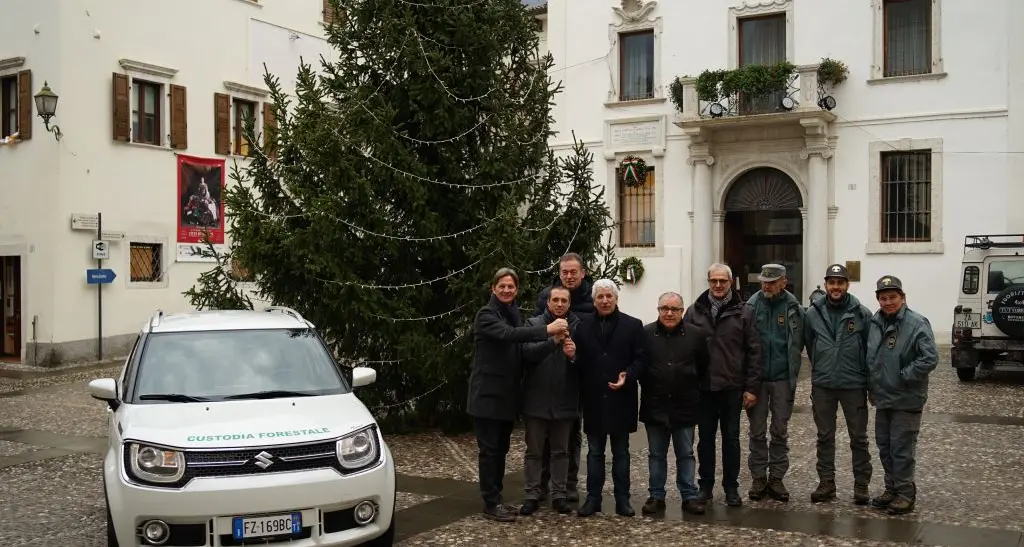 Ai Forestali di Ala e Avio un nuovo 4X4 ecologico: questa volta con motore ibrido