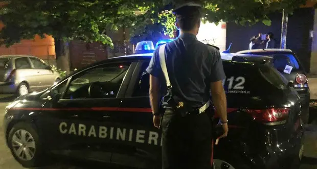Napoli, il parcheggio abusivo è un affare