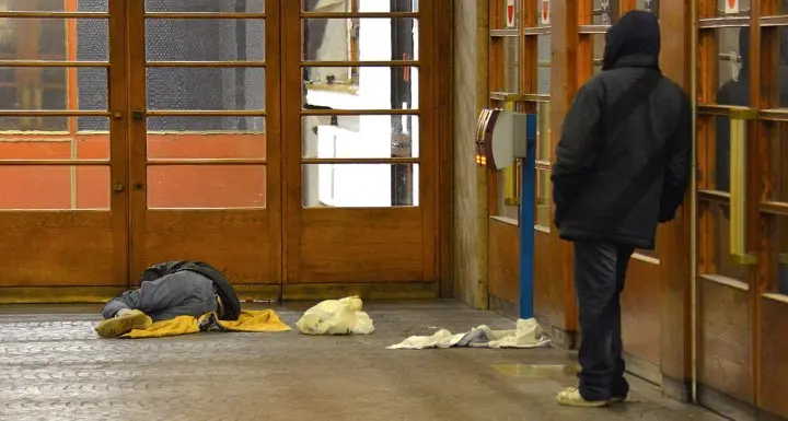 Senza tetto, emergenza freddo Un ospite su tre è italiano