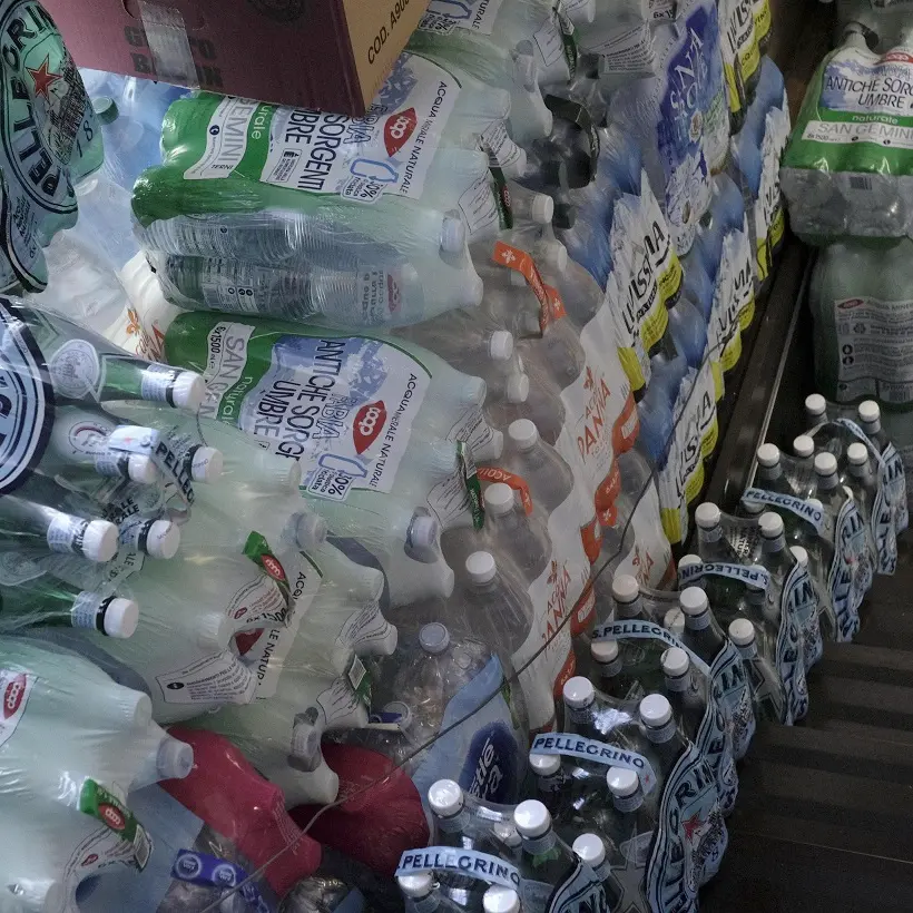 Troppa plastica, anzi no...
