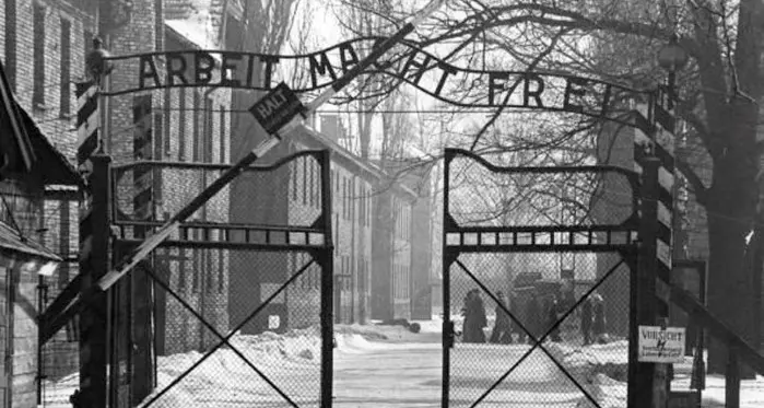 Predappio nega contributo per il viaggio ad Auschwitz