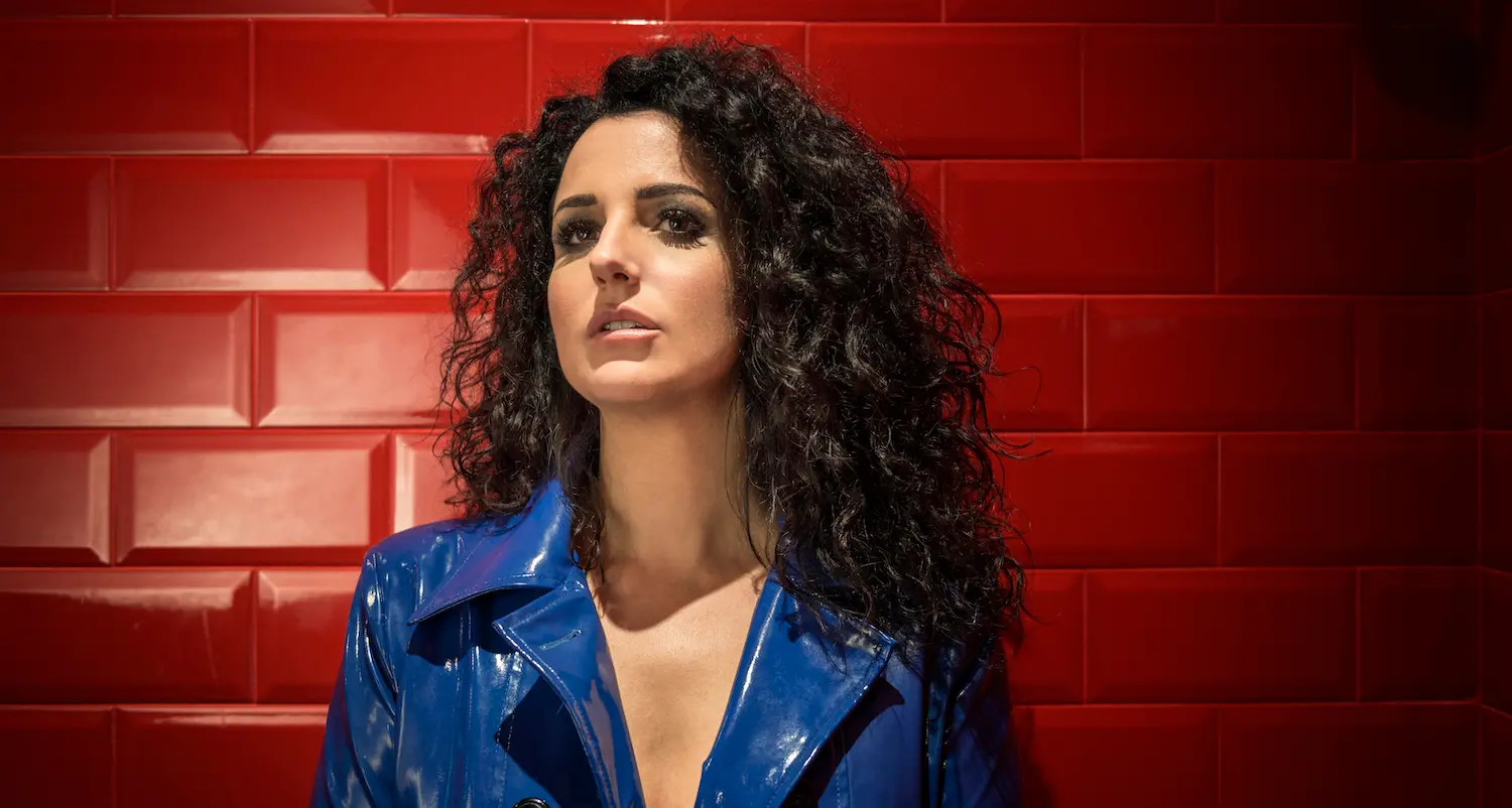 Il singolo \"Dimples\" apre la strada al nuovo album della pianista trentina Isabella Turso