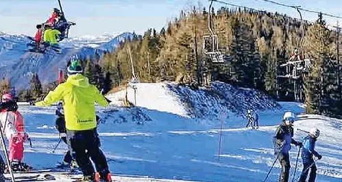 Un Natale all'insegna degli incidenti sugli sci Il più grave sul Cermis: grave un 68enne