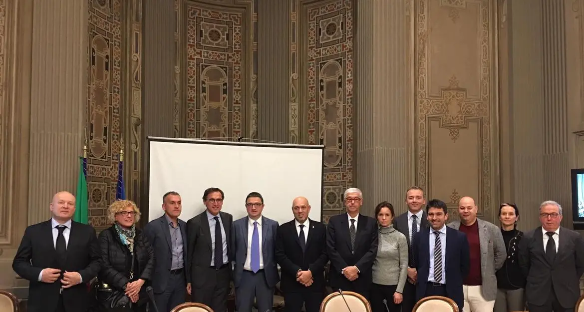 Fugatti dal ministro Boccia conferma gli aiuti trentini per i «Comuni confinanti»