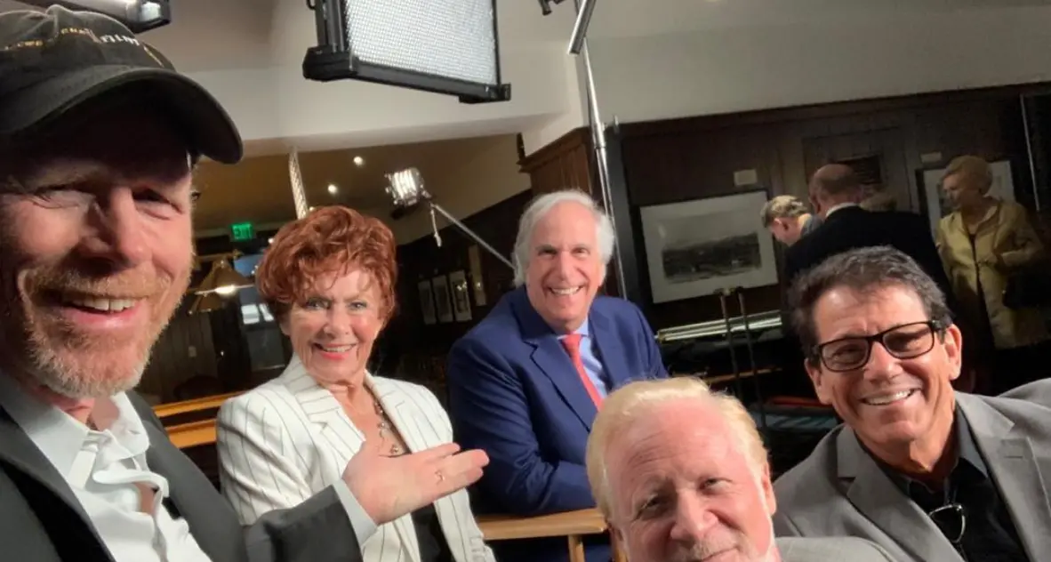 Ron Howard riunisce il cast di Happy Days 45 anni dopo