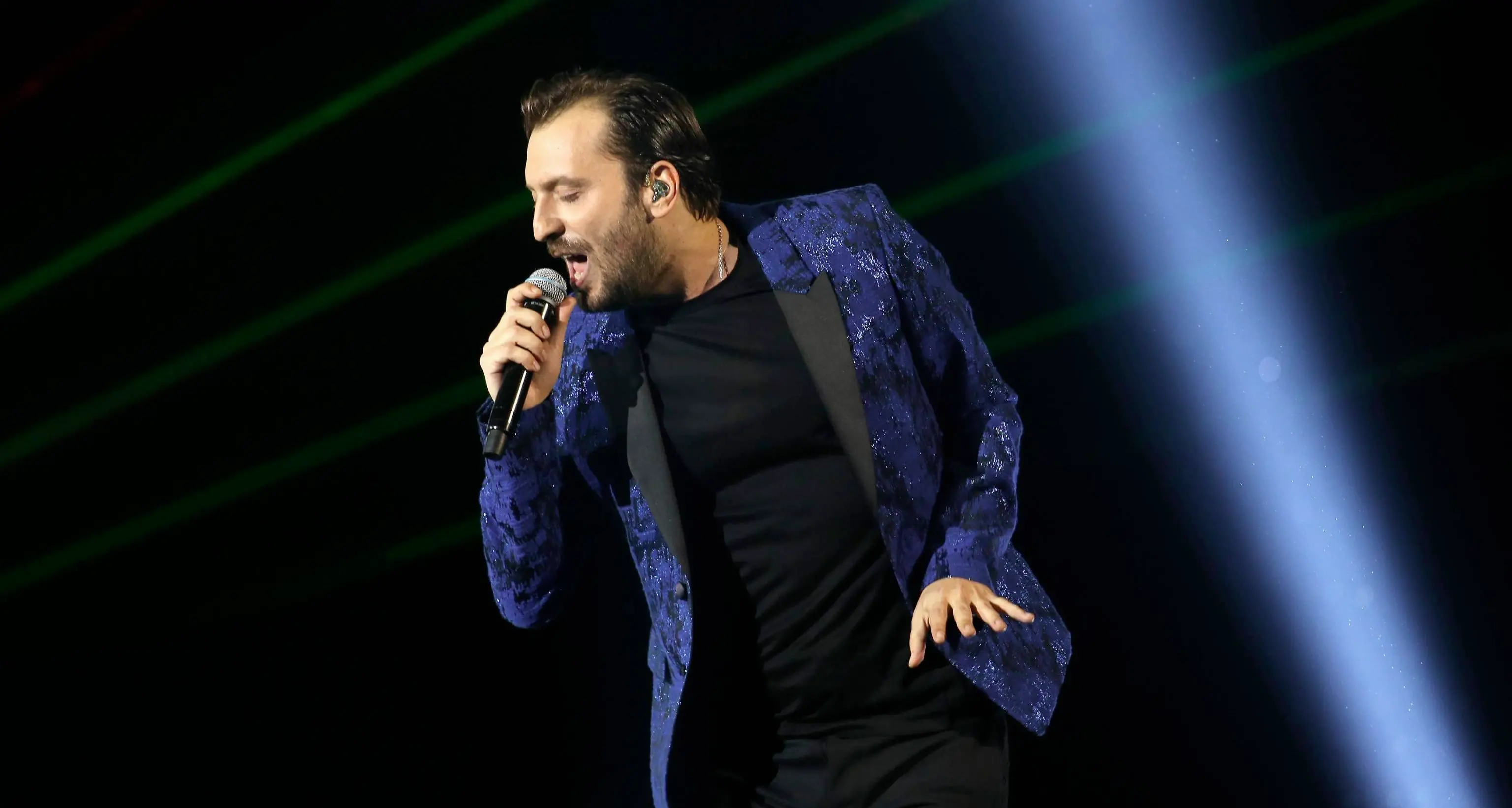 Cremonini si racconta: in uscita domani il suo primo \"The Best Of\"