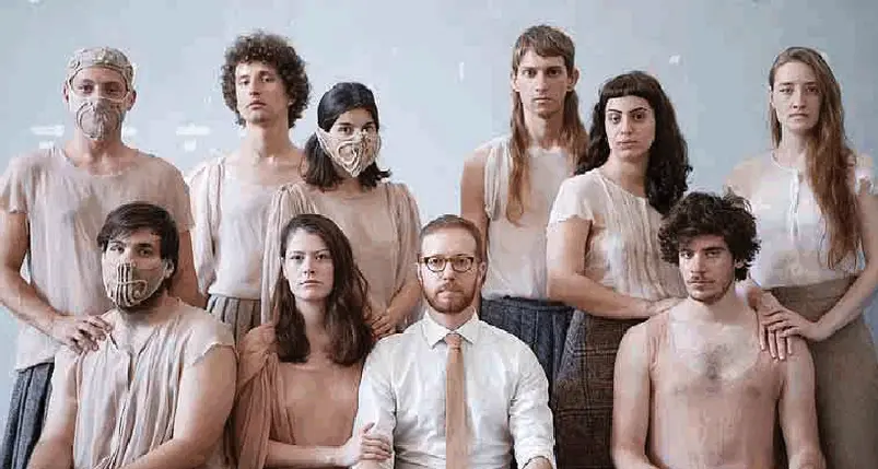 Orestea e il mistero della morte Stasera al Teatro Sociale