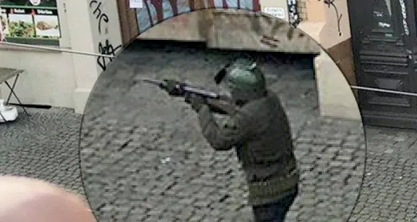 Assalto a sinagoga e a fast food Due vittime: arrestato neonazista tedesco di 27 anni