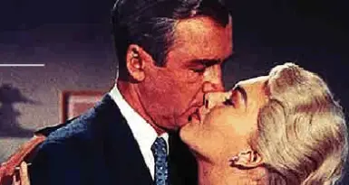 «La donna che visse due volte»: Hitchcock restaurato stasera all'Astra