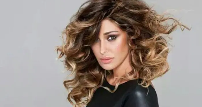 Capelli: taglio e colore tutti li vogliono come Belen e Beckham
