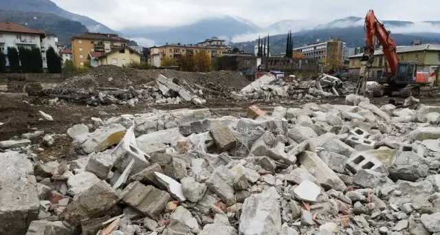 Abbattuta la ex Radi-Ariston Rovereto ha una nuova entrata ora la sfida è cosa farci