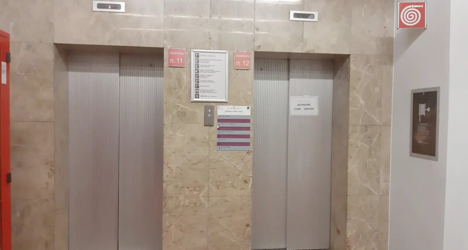 Ospedale Santa Chiara fuori uso 4 ascensori su 4 e da oggi lavori al Pronto Soccorso
