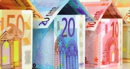 Case, prezzi in calo dell'1% Ma rincarano gli affitti: +2,7%