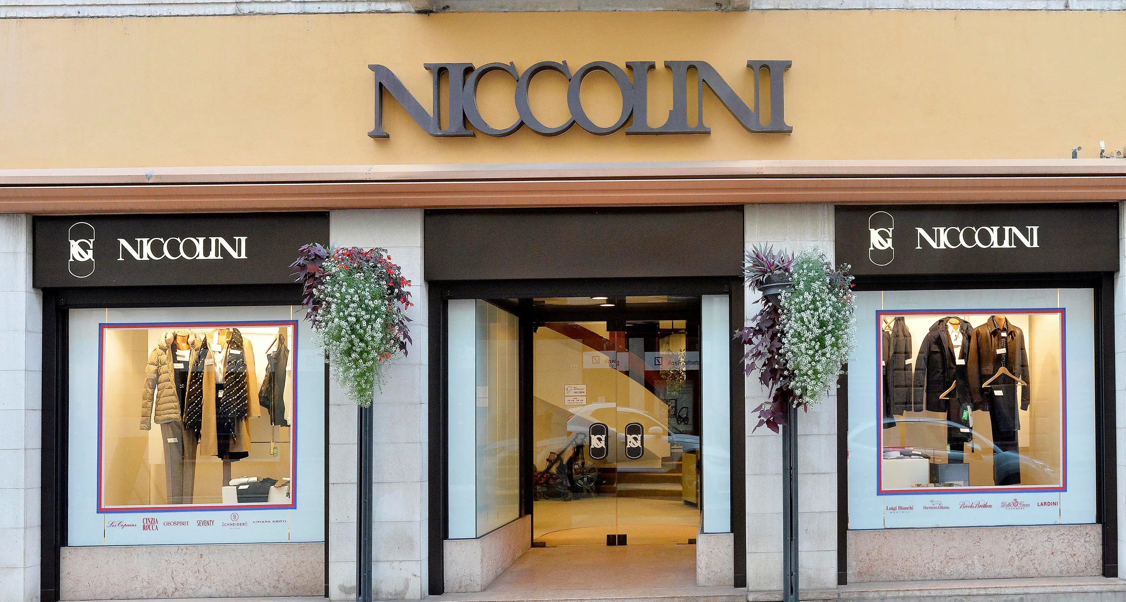 Niccolini abbigliamento chiude addio a un pezzo di storia