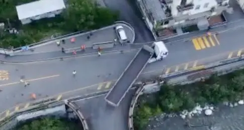 Per il ponte mai inaugurato servono altri 600mila euro