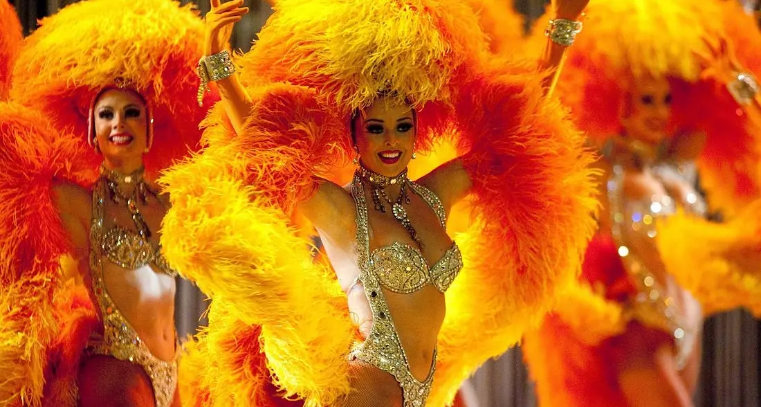 Il Moulin Rouge, tempio del can can compie 130 anni