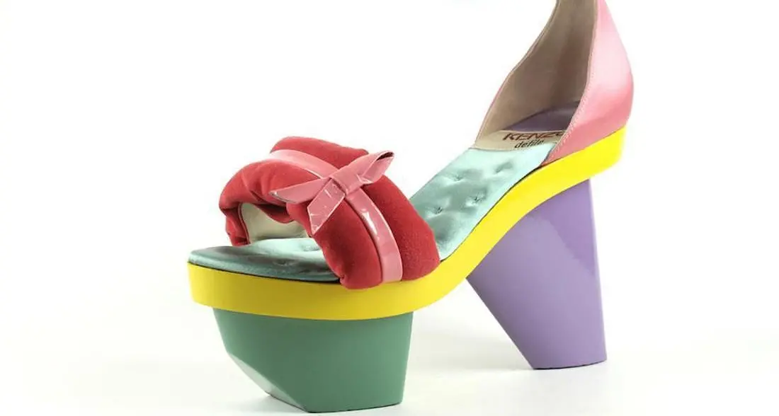 Scarpe, la poetica del tacco un viaggio nel tempo