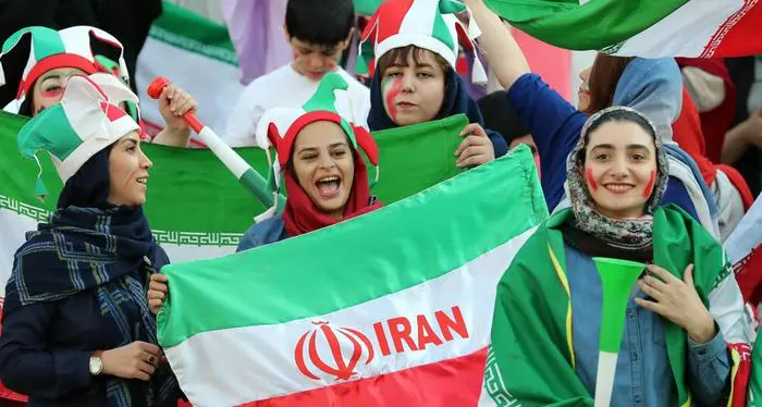 Iran: donne ammesse allo stadio per la nazionale ma non per le partite dei club
