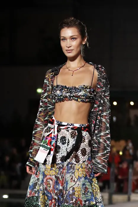 Bella Hadid è la donna più bella del mondo lo dice la scienza