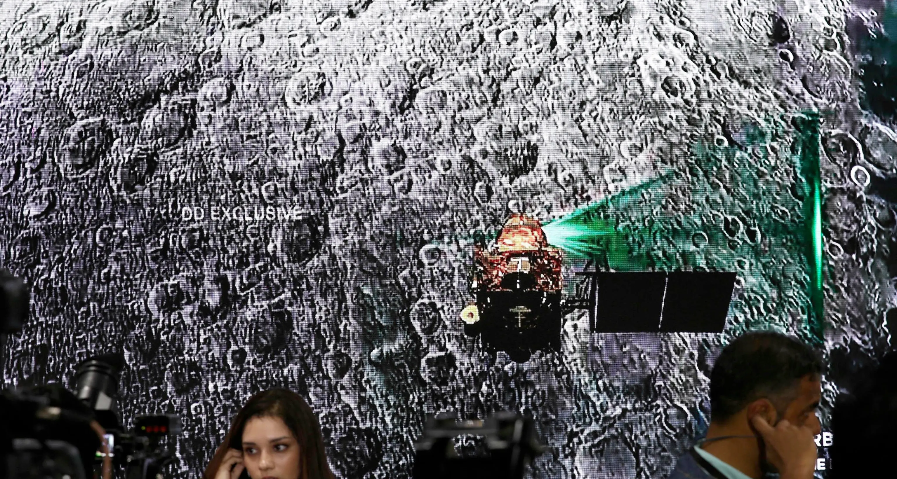 L'India ritrova il suo lander sulla Luna, ma è polemica sul fallimento della missione