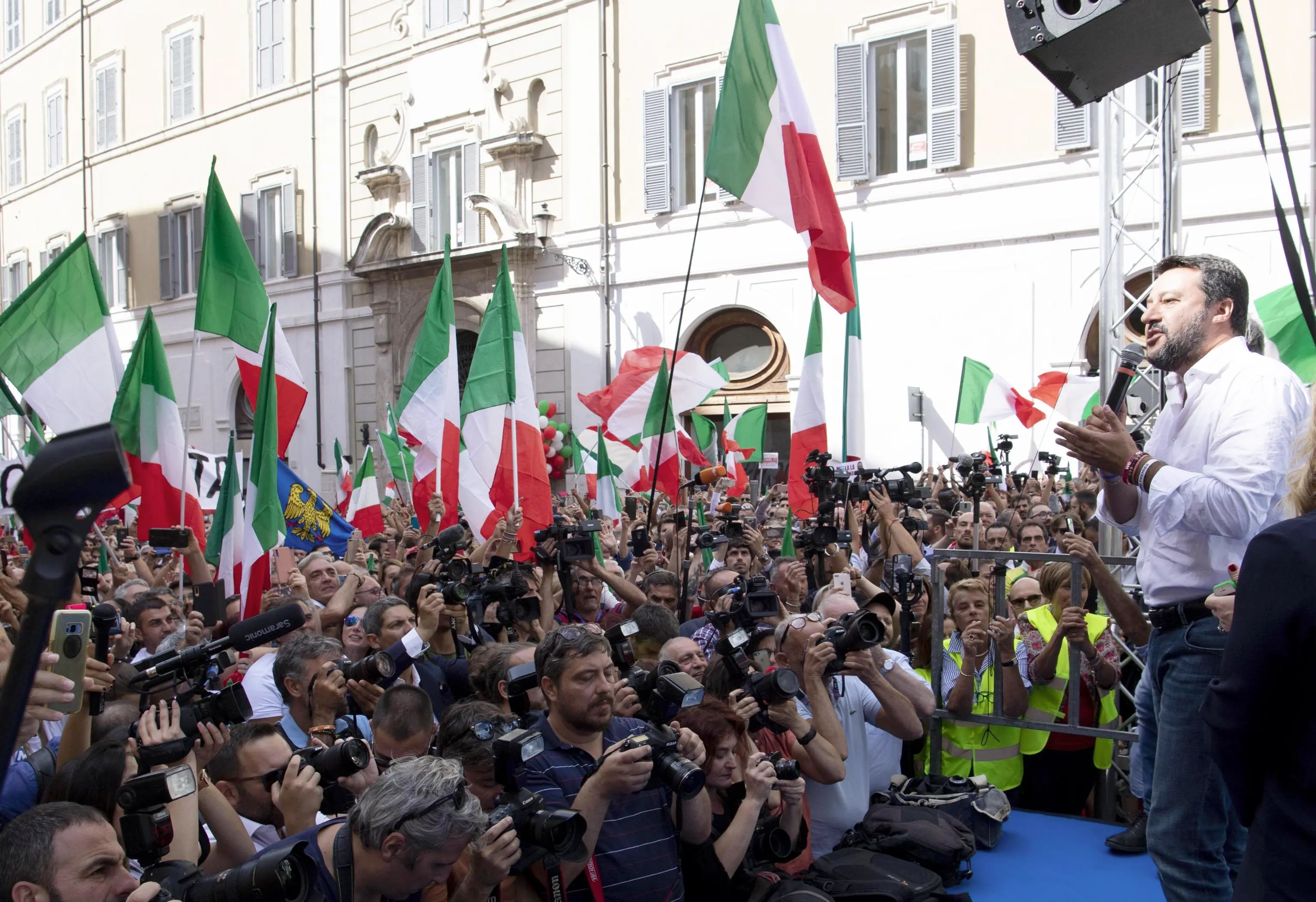 Matteo Salvini e Giorgia Meloni, alla manifestazione della destra contro il governo in Via del Corso, Roma, 9 settembre 2019. ANSA/MAURIZIO BRAMBATTI