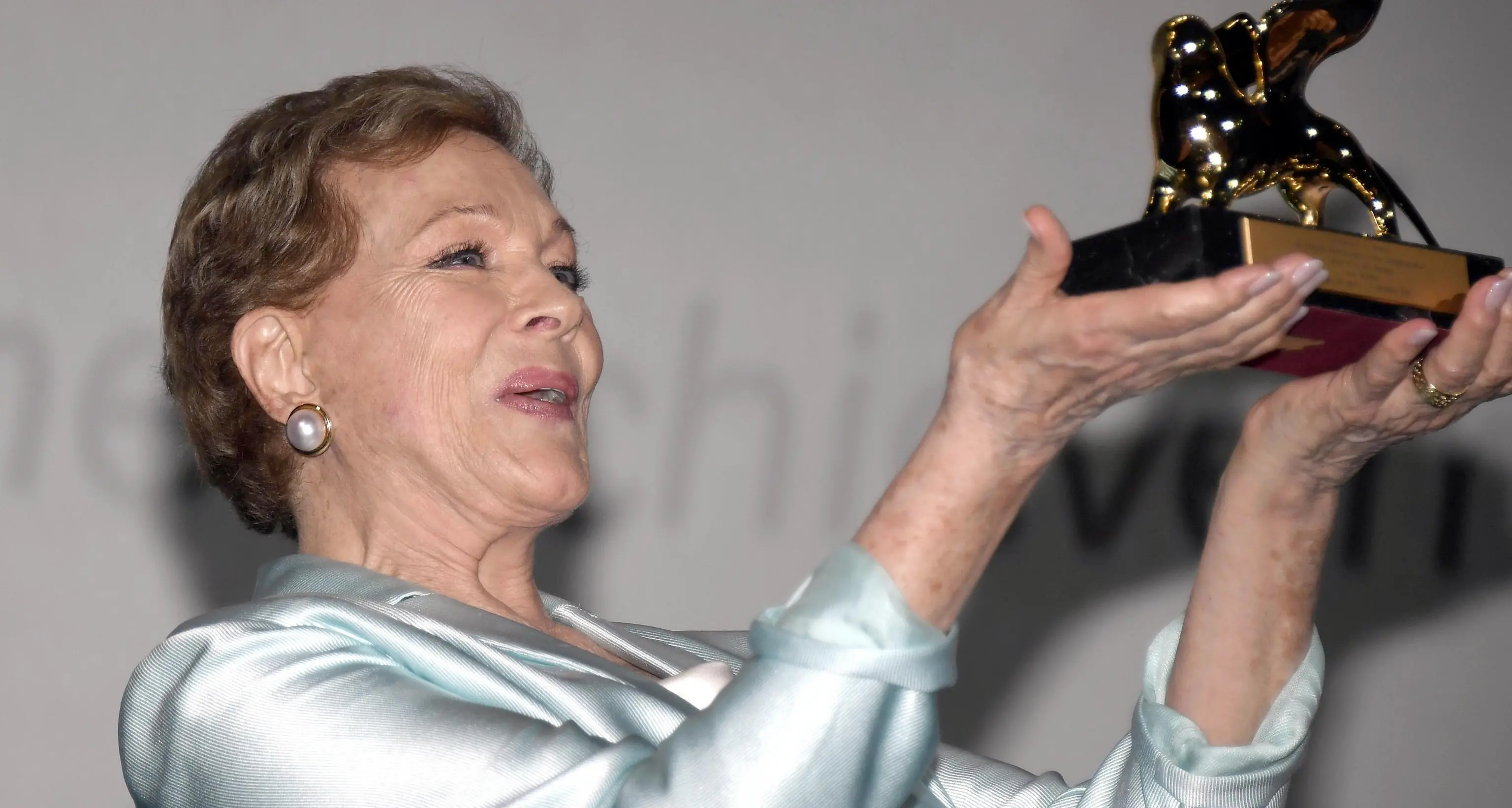 Venezia, Leone d'Oro per Julie Andrews: «Sono stata fortunata»