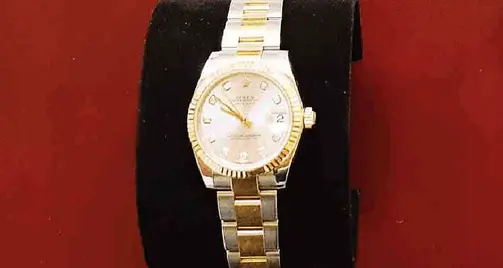Perde il Rolex lungo il sentiero Ritrovato e restituito dopo mesi