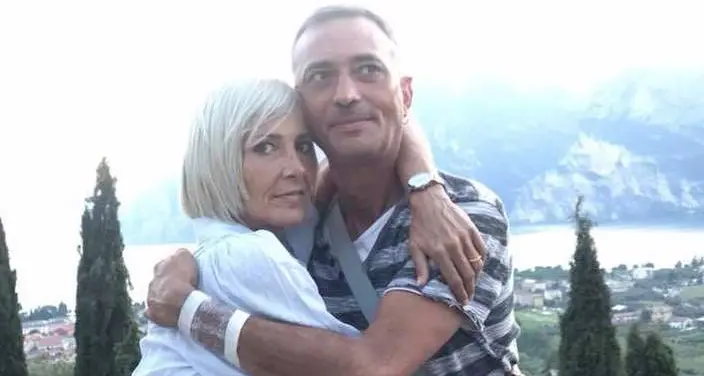Manfrini in cella per omicidio della moglie: ecco l'ultima foto insieme a Nago scattata poche ore prima dell'omicidio