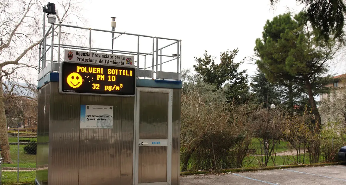 Inquinamento dell'aria: dal primo novembre scattano le limitazioni del traffico a Trento per Euro 0 e diesel Euro 1 e 2 e moto a due tempi