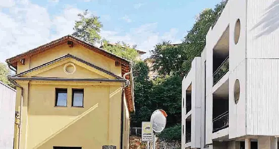 Palazzo passa da 7 a 20 metri Battaglia legale sulla vista