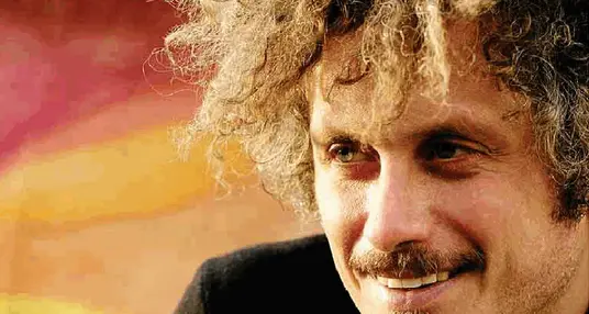 Stasera Niccolò Fabi ritorna all'Auditorium