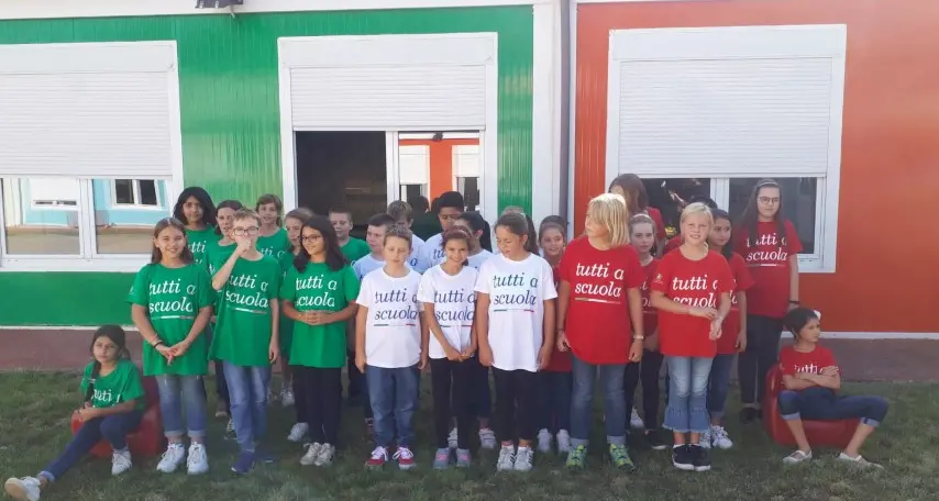 «L’Altalena» cantata dai bambini trentini ha commosso Mattarella e tutta Italia - Video