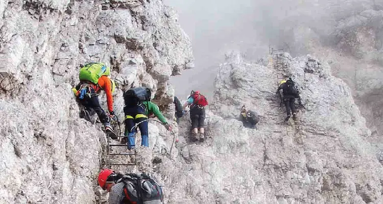 Brenta, cantiere aperto in quota Le \"Bocchette\" chiuse per restauro