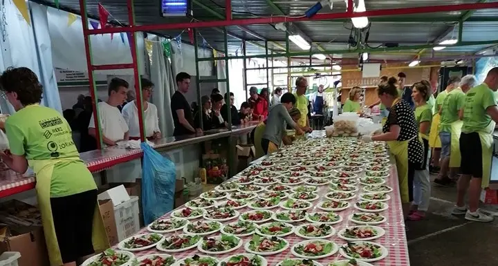 Sagre e feste di paese per 8 italiani su dieci