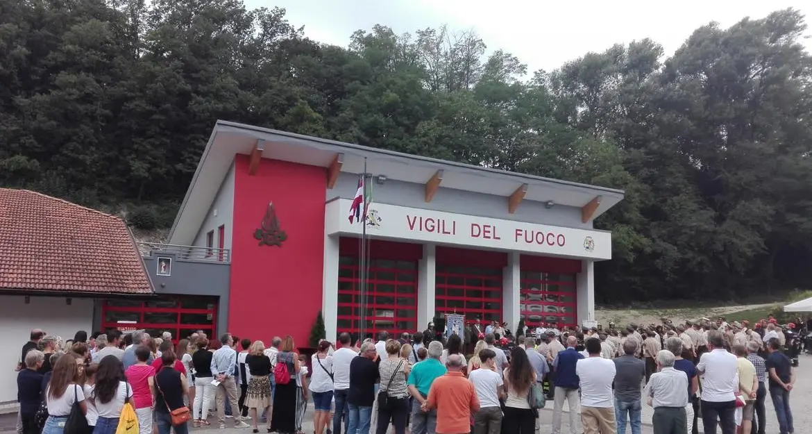 Ton: inaugurata la caserma dei vigili del fuoco ampliata e ristrutturata