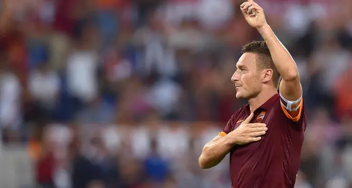 Da Sky ad Amazon e Dazn: parte la sfida delle serie tv sul calcio