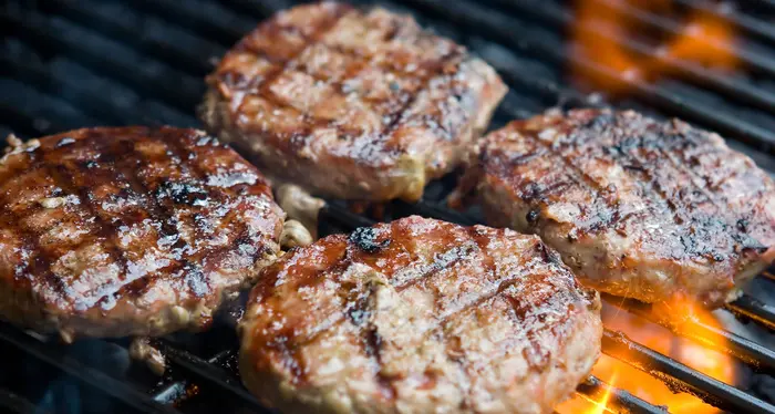 Milioni di hamburger da una sola mucca, la scommessa olandese