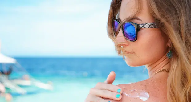 Appello di una mamma guarita dal melanoma, attenzione al sole