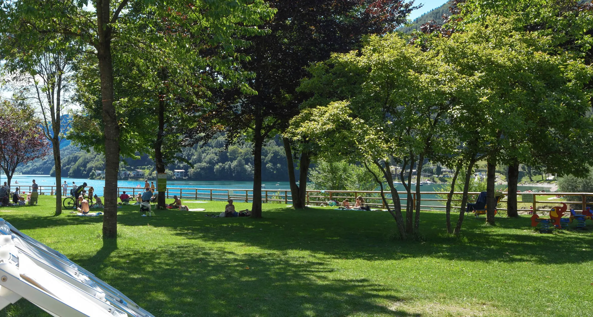 Il comitato Santa Lucia contro il cemento sul lago di Ledro