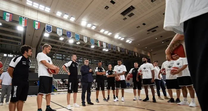 Aquila Basket al lavoro ieri il primo allenamento con il coach Nicola Brienza