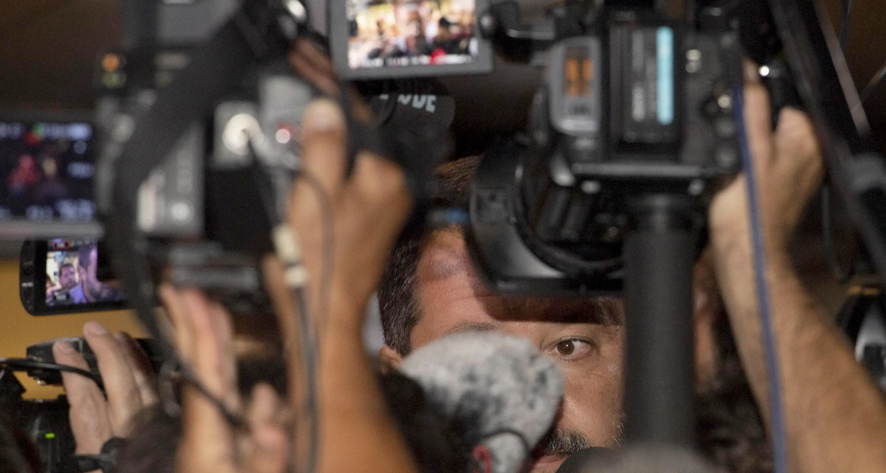 Salvini, Di Maio e il PD: scontro aperto sulla crisi fra convocazioni e urne